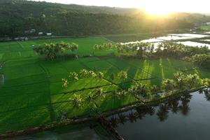 Wisata Pulau Padamarang dan Pantai Shaka di Kolaka