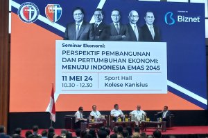 Menteri Koordinator Perekenomian Airlangga Hartarto dalam diskusi perspektif pembangunan, Sabtu (11/5) 