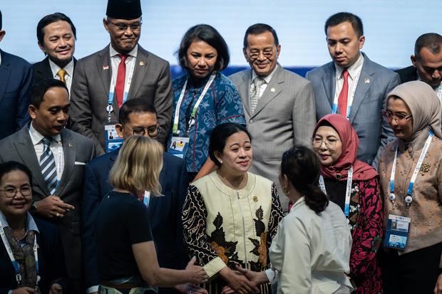 World Water Forum ke-10 di Bali menghasilkan Nusa Dua Communique sebagai bentuk komitmen parlemen dunia untuk mengatasi krisis air. 
