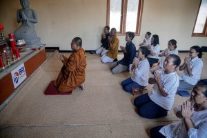 BRI Peduli salurkan CSR untuk umat Buddha pada perayaan Waisak