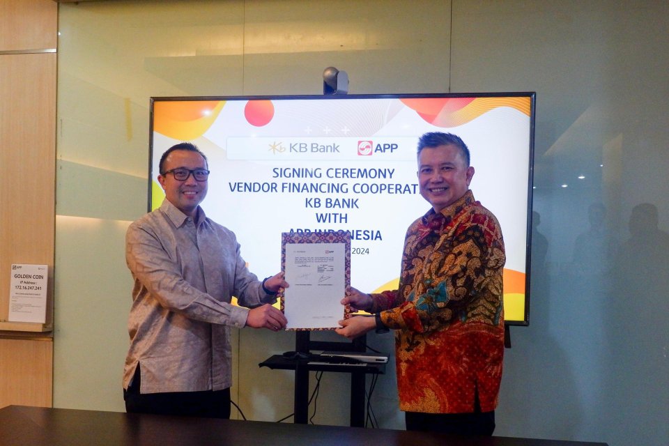 KB Bank dan PT APP Purinusa Ekapersada (APP Indonesia), perusahaan yang bergerak di industri bubur kertas dan kertas, telah menandatangani perjanjian kerja sama pembiayaan vendor (vendor financing). 