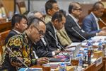 Raker PPATK dan KPK dengan Komisi III DPR