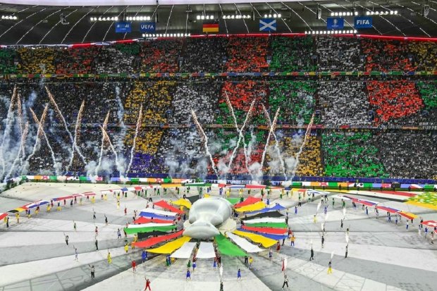 Pembukaan Euro 2024 di Allianz Arena, Munich, Jumat (14/6). Foto: Instagram/Euro 2024