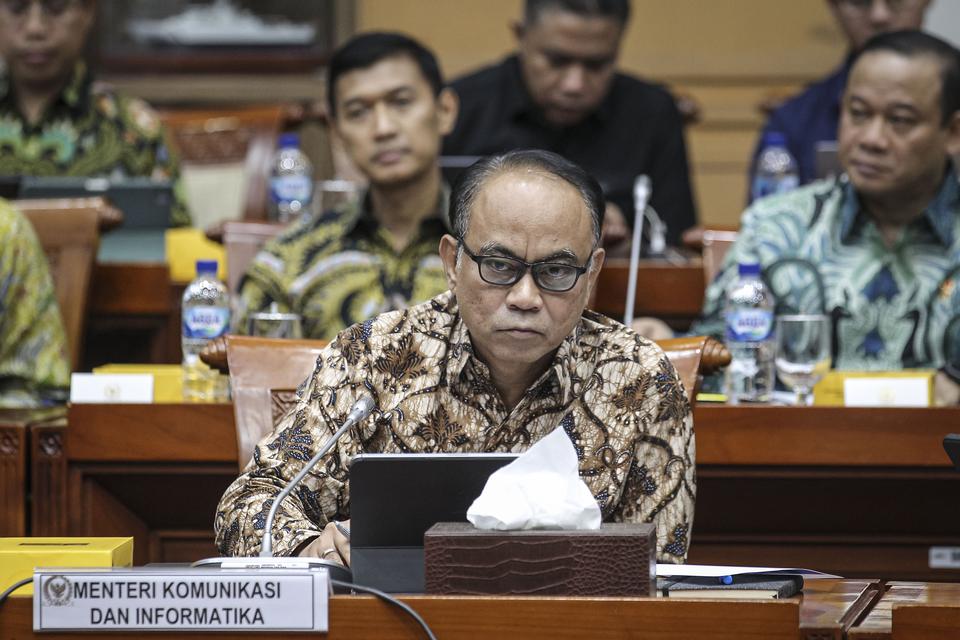 Menteri Komunikasi dan Informatika (Menkominfo) Budi Arie Setiadi saat mengikuti rapat kerja dengan Komisi I DPR di Kompleks Parlemen, Senayan, Jakarta, Kamis (27/6/2024). 