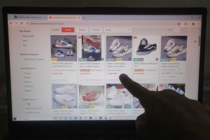 Ilustrasi Belanja Online