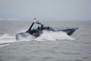 Patroli Laut Bea Cukai di Batam