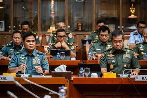 Raker Kemhan dan Panglima TNI dengan Komisi I DPR