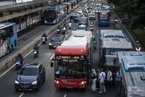 Jumlah penumpang harian Bus TransJakarta