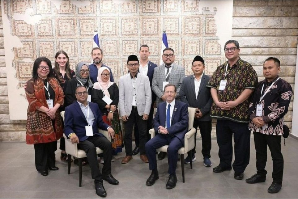 Lima aktivis NU bertemu dengan Presiden Israel Isaac Herzog. Foto: Instagram/Zenmaarif