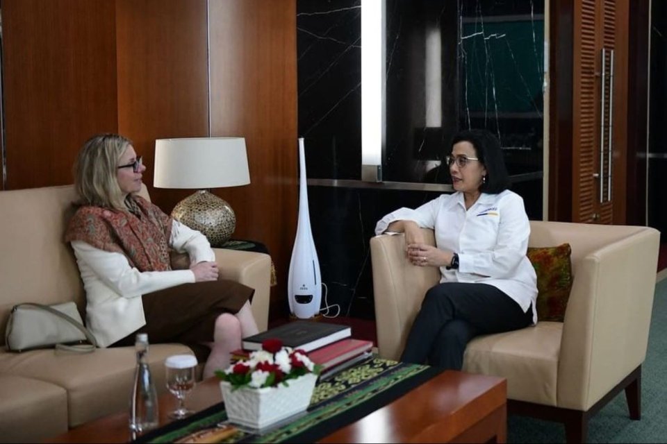 Menteri Keuangan Sri Mulyani Indrawati menerima kunjungan Managing Director of Operations World Bank Anna Bjerde di kantornya, Senin (22/7).