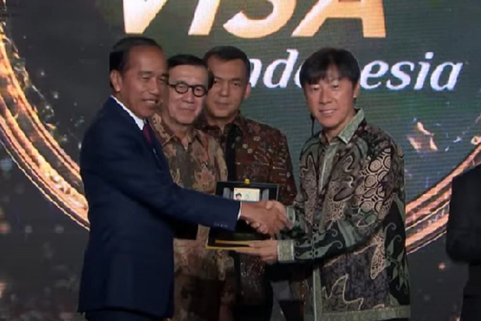 golden visa, jokowi, shin tae yong