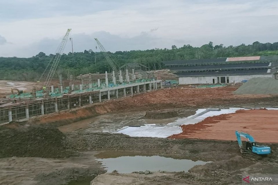 Gedung Terminal Nusantara Airport sudah mulai nampak berdiri yang dibangun di wilayah Kabupaten Penajam Paser Utara, Provinsi Kalimantan Timur (Kaltim). 