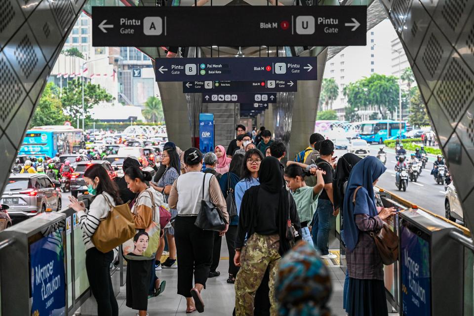 kelas menengah, manufaktur, raden pardede