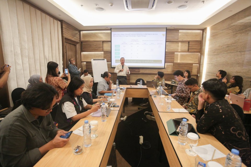 Media workshop bertajuk “Tekan Emisi, Perbaiki Kualitas Udara: Kebijakan Baru Subsidi BBM” di Ashley Wahid Hasyim, Jakarta Pusat, Senin (5/8).