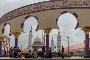 Festival Jateng syariah 2024 di Semarang