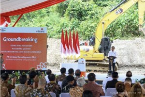 Presiden Joko Widodo meresmikan proyek Intiland di IKN
