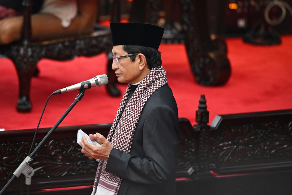 Nasaruddin Umar sedang memimpin doa Sidang Tahunan MPR dan Sidang Bersama DPR - DPD di Gedung Nusantara, kompleks Parlemen, Jakarta.