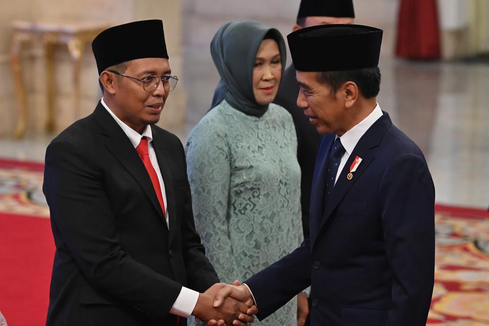 jokowi, pilkada, hasan nasbi