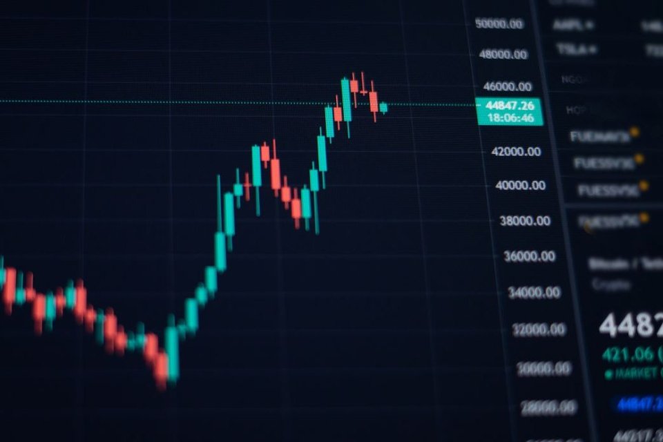 BEI, suspensi saham MNC