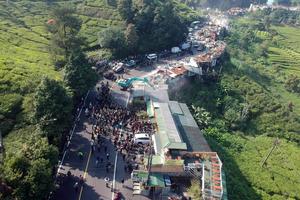 Penertiban tahap dua lapak PKL dan bangunan liar di Puncak Bogor