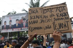 Aksi mahasiswa di DPRD Kaltim