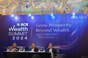 PT Bank Central Asia (BCA) Tbk (BBCA) tengah melakukan Konferensi Pers BCA Wealth Summit 2024, di Ramayana Terrace, Hotel Indonesia Kempinsk, Kamis (2