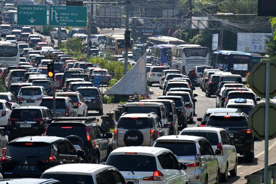 puncak, bogor, macet