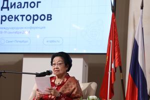 Megawati sampaikan pidato di HUT Universitas St. Petersburg