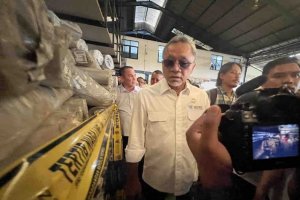 Zulkifli Hasan dan barang impor ilegal