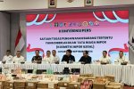 Menteri Perdagangan Zulkifli Hasan memusnahkan ratusan ribu kosmetik ilegal pada Senin (30/9)