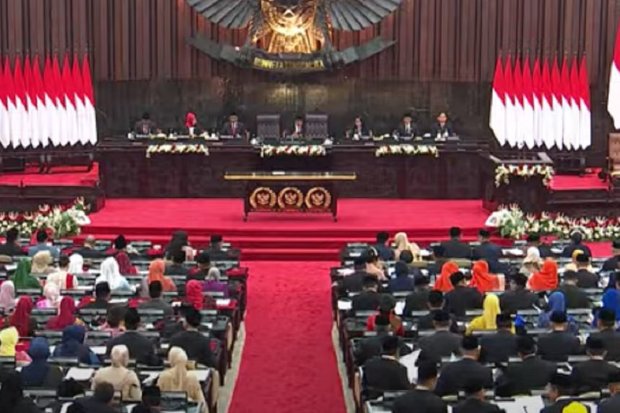 Pelantikan Anggota DPR 2024-2029 di Kompleks Parlemen, Jakarta, Selasa (1/10). Foto: Youtube/DPR