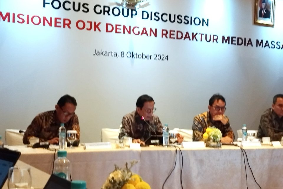 OJK, bank asing