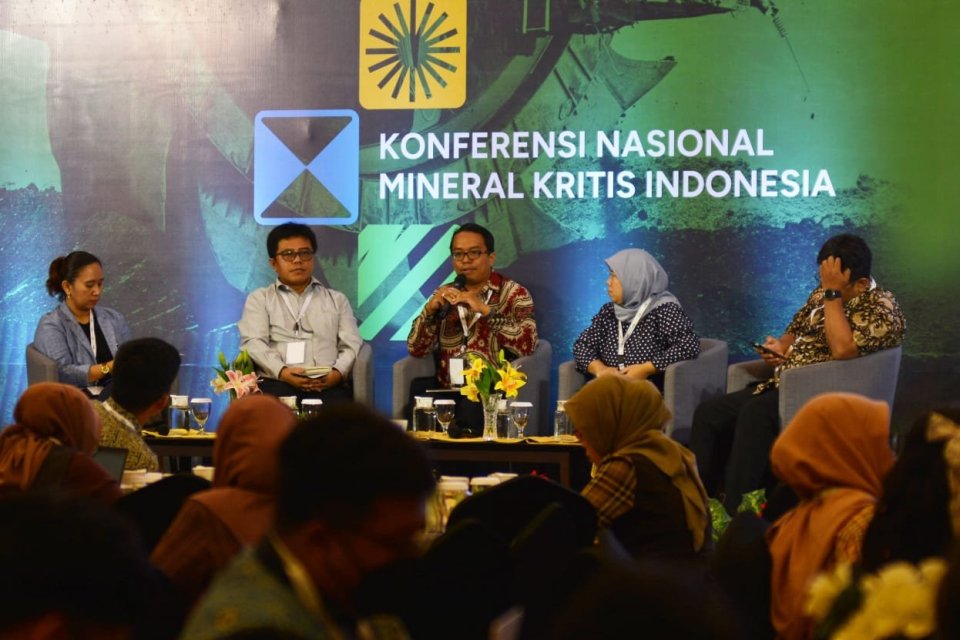  Konferensi Nasional Mineral Kritis, di Palu, Sulawesi Tengah, Rabu (9/10).