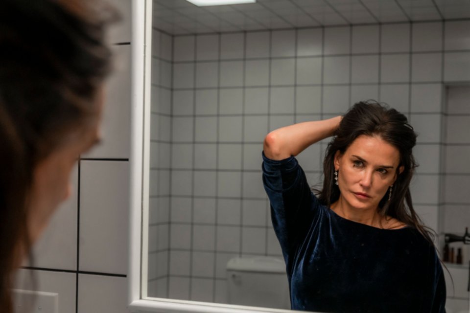 Sinopsis The Substance