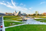 Baku, Azerbaijan, tuan rumah COP29