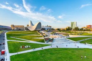 Baku, Azerbaijan, tuan rumah COP29