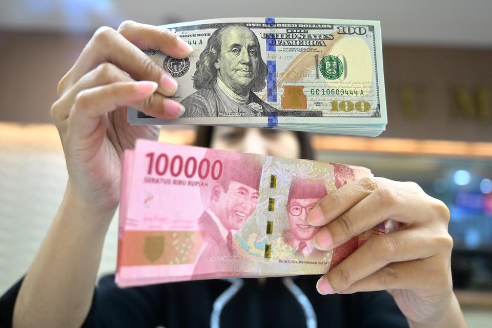 rupiah, dolar amerika, trump