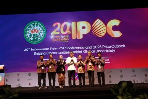 Pembukaan Indonesian Palm Oil Conference (IPOC) 2024 di Westin Resort, Bali, Kamis (7/11)