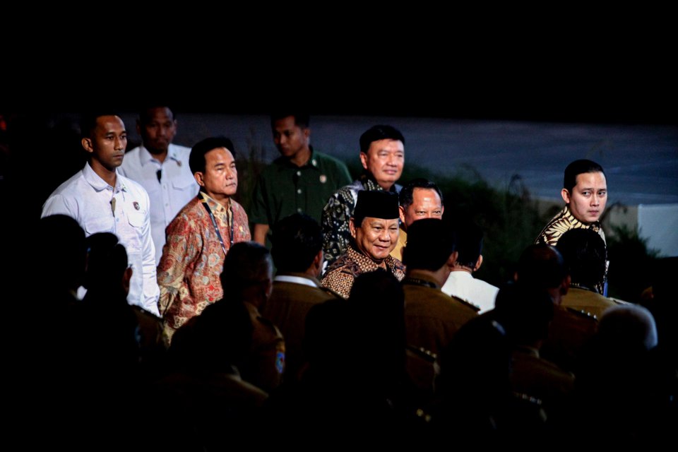 Presiden Prabowo Subianto (tengah) saat pembukaan Rakornas Pemerintah Pusat dan dan Pemerintah Daerah Tahun 2024 di SICC, Sentul, Kabupaten Bogor, Jawa Barat, Kamis (7/11/2024). 