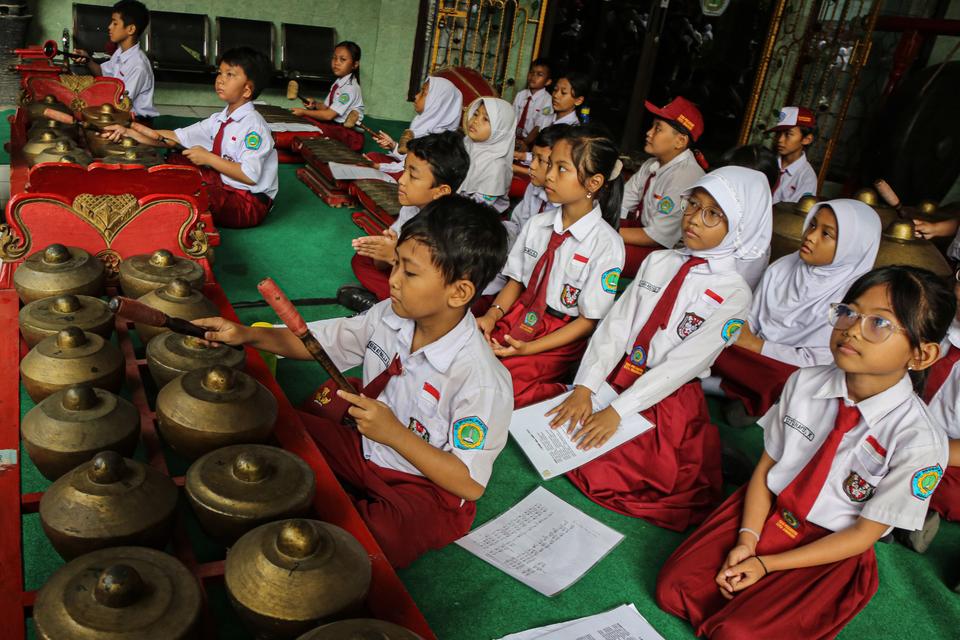 Anak Sekolah Dapat Pemeriksaan Gratis Saat Tahun Ajaran Baru