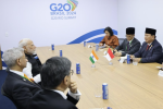 Pertemuan Bilateral Presiden Prabowo dan PM India Narendra Modi.