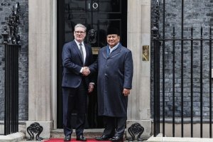 Presiden Prabowo Subianto bersama Perdana Menteri Inggris Keir Starmer