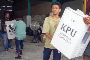 Distribusi logistik Pilkada di Papua Barat Daya