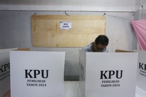Pemungutan Suara Pilkada Jakarta di Rusun Bendungan Hilir II
