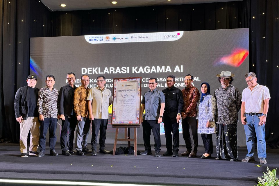 Keluarga Alumni Universitas Gadjah Mada Artificial Intelligence (Kagama AI) meluncurkan buku Memahami AI: Sebuah Paduan Etik, pada Kamis (28/11). Buku ini ditulis oleh KEtua Dewan Pengawas LPP TVRI, Agus Sudibyo. 