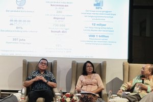 Direktur Kesehatan Jiwa Kementerian Kesehatan Imran Pambudi, Guru meditasi Arsaningsih, dan Guru besar UGM Siswanto di Jakarta