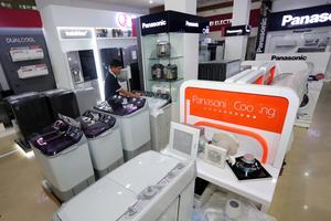 Penjualan barang elektronik jelang akhir tahun meningkat