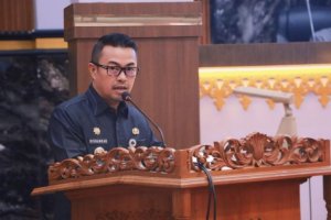Pj Wali Kota Pekanbaru Risnandar Mahiwa