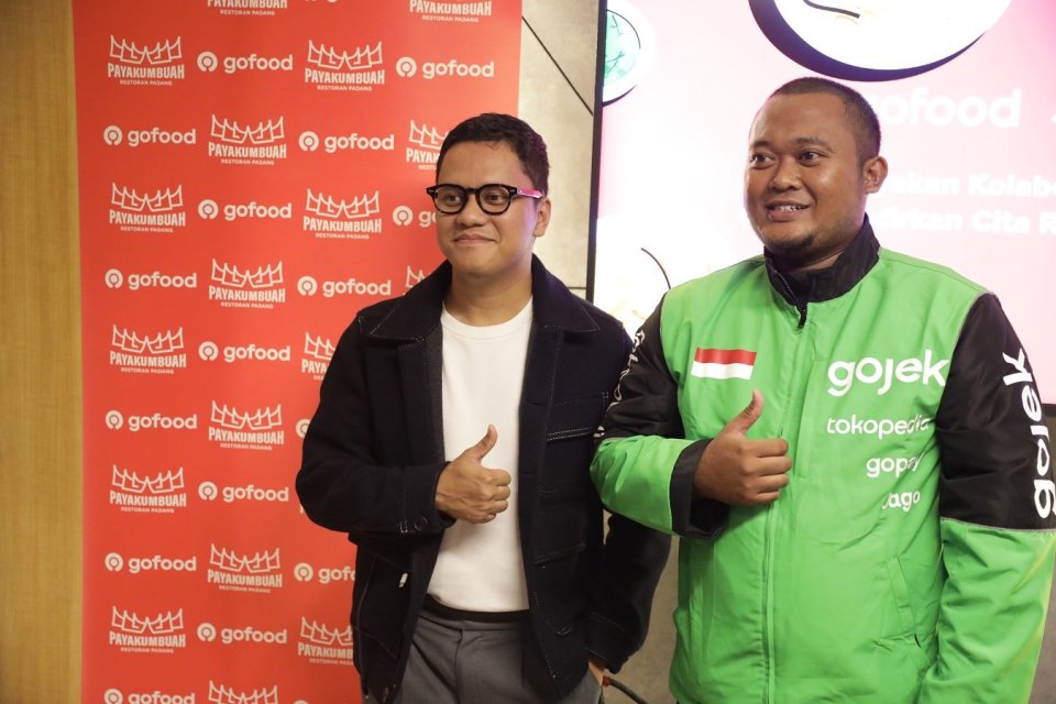 restoran Padang Payakumbuah, gofood, gojek,