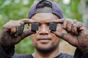 Mengubah limbah kelapa jadi dolar 